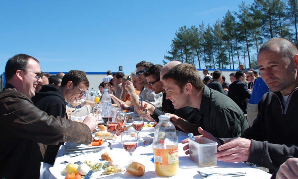 Blue sky and Aioli - the ITER team enjoying the trademarks of Southern France.