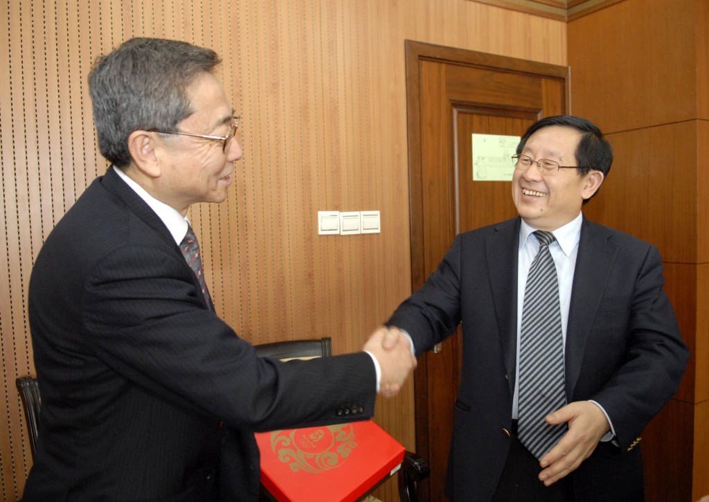 DG Ikeda meeting Dr. Wan Gang, Chinese Minister for Science and Technology. 