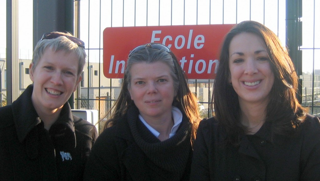 Juliet Palmer (Vice-President), Joyce Borgmann (President), and Jo Worth (Secretary) are just three of the dedicated members of the Inter Parents Manosque.