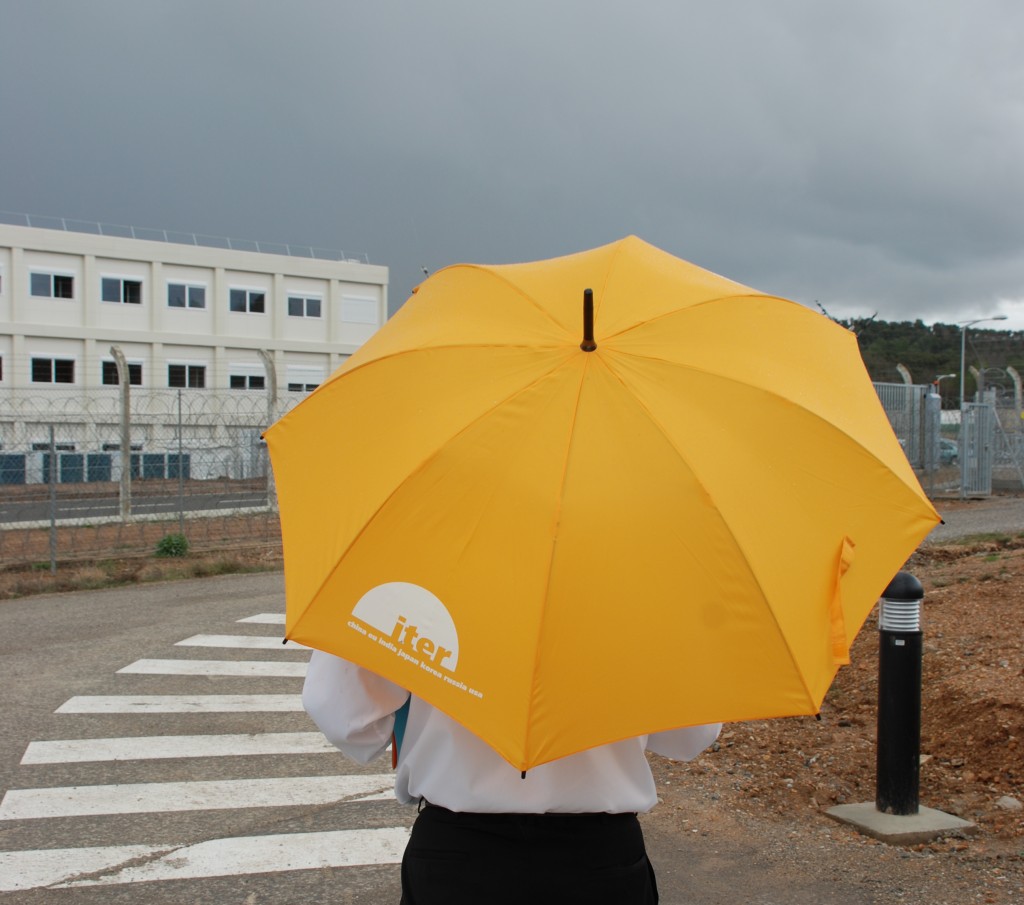 Last week's rain promoted the new and bright yellow ITER gadgets.